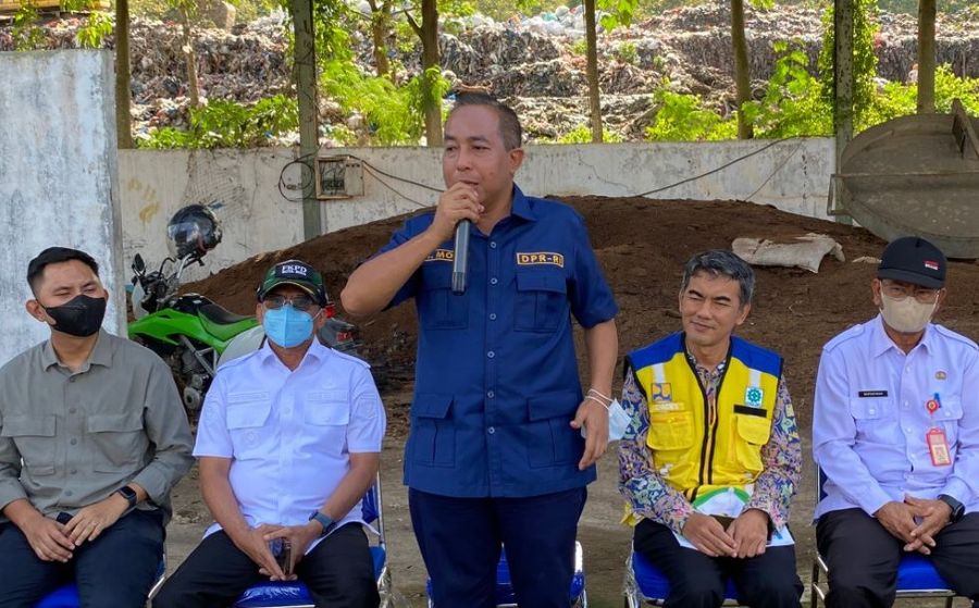 Mori Hanafi Soroti Tertundanya Pengaspalan Jalan Lingkar Amahami Bima
